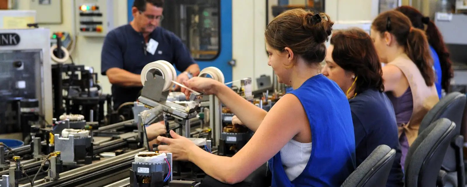 Brasil abre mais de 54,8 mil oportunidades para jovens aprendizes até abril - Imagem do artigo