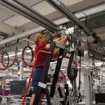 BMW investe 50 milhões para adaptar fábrica de V8 e produzir sistemas a hidrogênio BMW investe 50 milhões para adaptar fábrica de V8 e produzir sistemas a hidrogênio