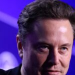 Elon Musk torna-se o primeiro trilionário do mundo Elon Musk torna-se o primeiro trilionário do mundo