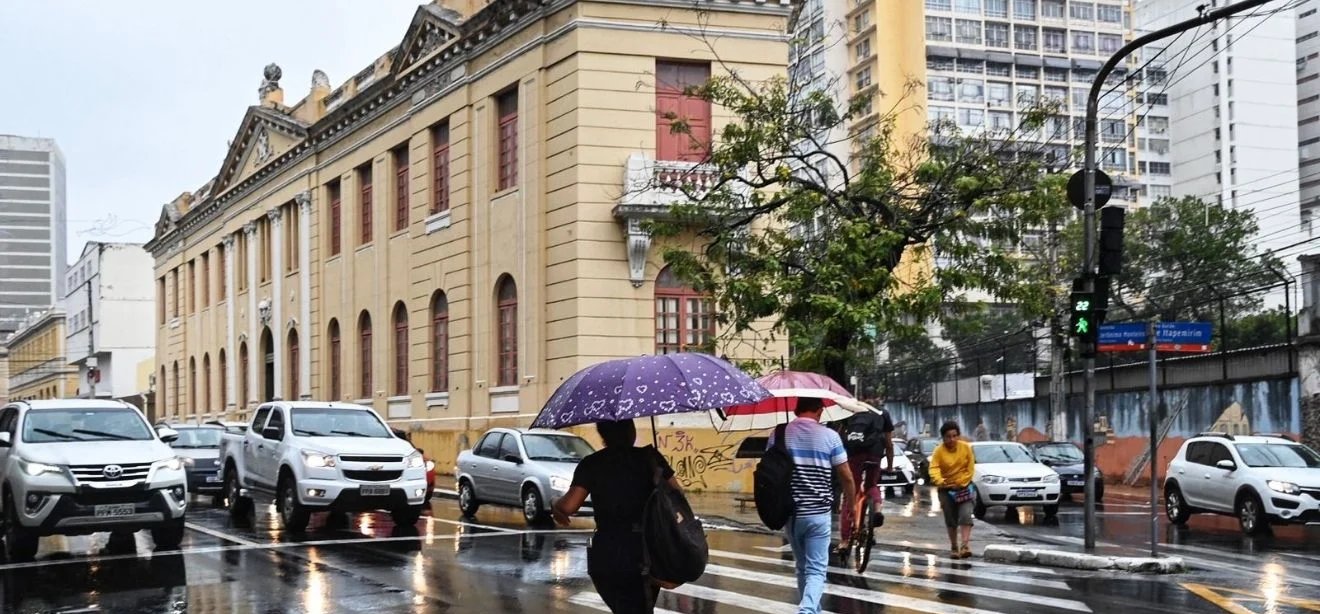 Chuva e ar frio mudam o tempo no Espírito Santo neste início de semana - Imagem do artigo