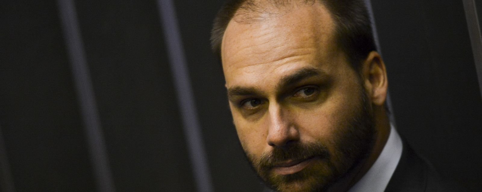 Eduardo Bolsonaro recebe pena de quatro anos por coação durante processo - Imagem do artigo