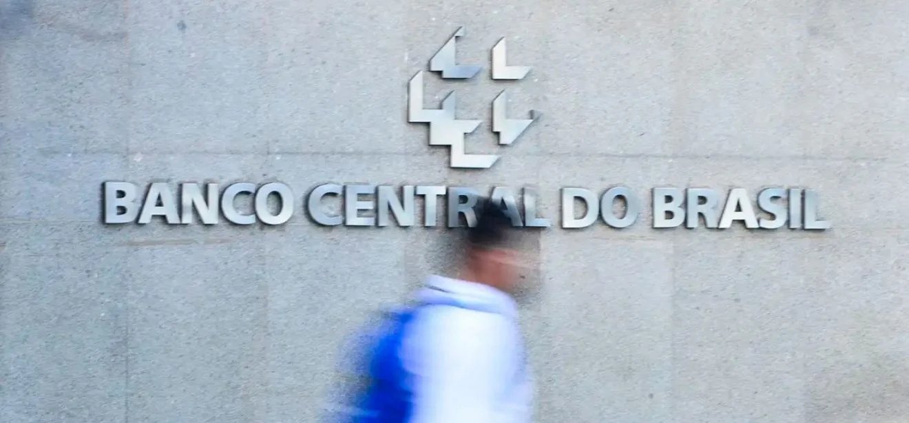 Copom corta Selic em 0,25 ponto e fixa juros básicos em 14,25% ao ano - Imagem do artigo