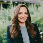 Tiffany Luck, da NEA, diz que grandes empresas ainda calculam retorno dos investimentos em IA