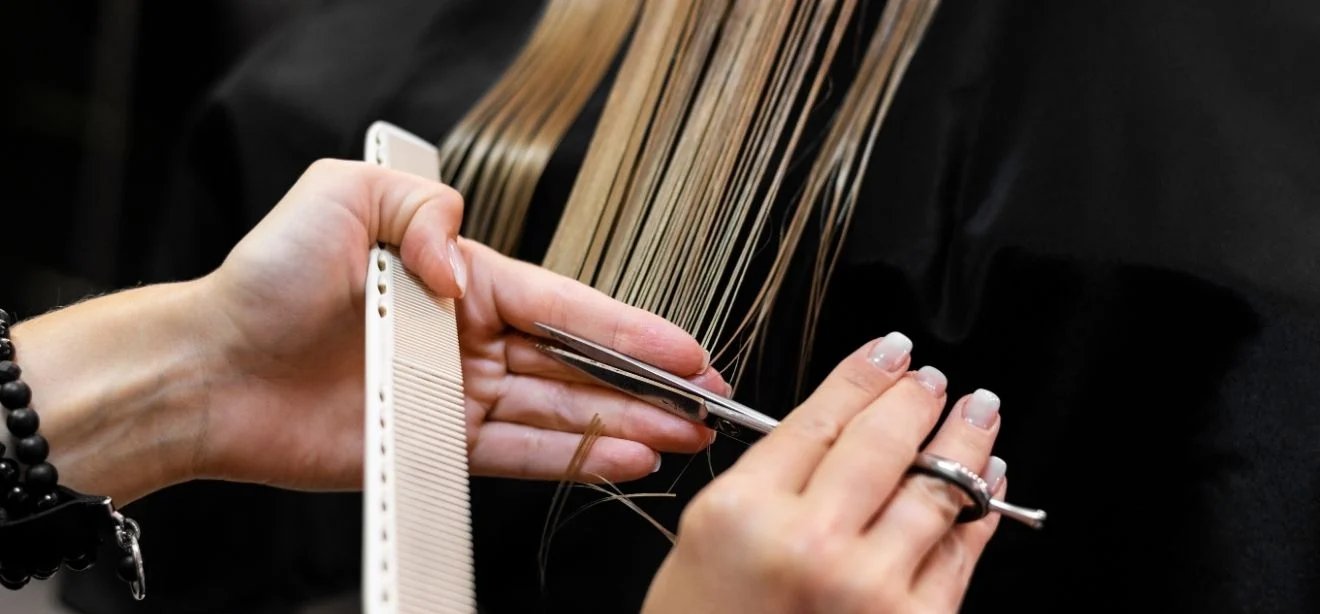 Frequência do corte de cabelo varia conforme tipo de fio, diz cabeleireira - Imagem do artigo