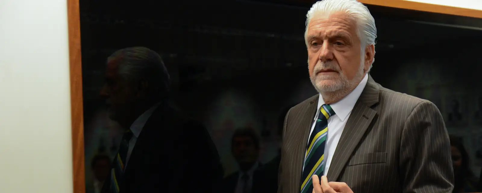 Jacques Wagner deixa liderança do governo no Senado Federal - Imagem do artigo