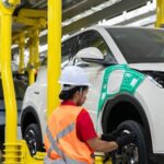 Anfavea vê com preocupação retorno de incentivos à importação de carros elétricos desmontados