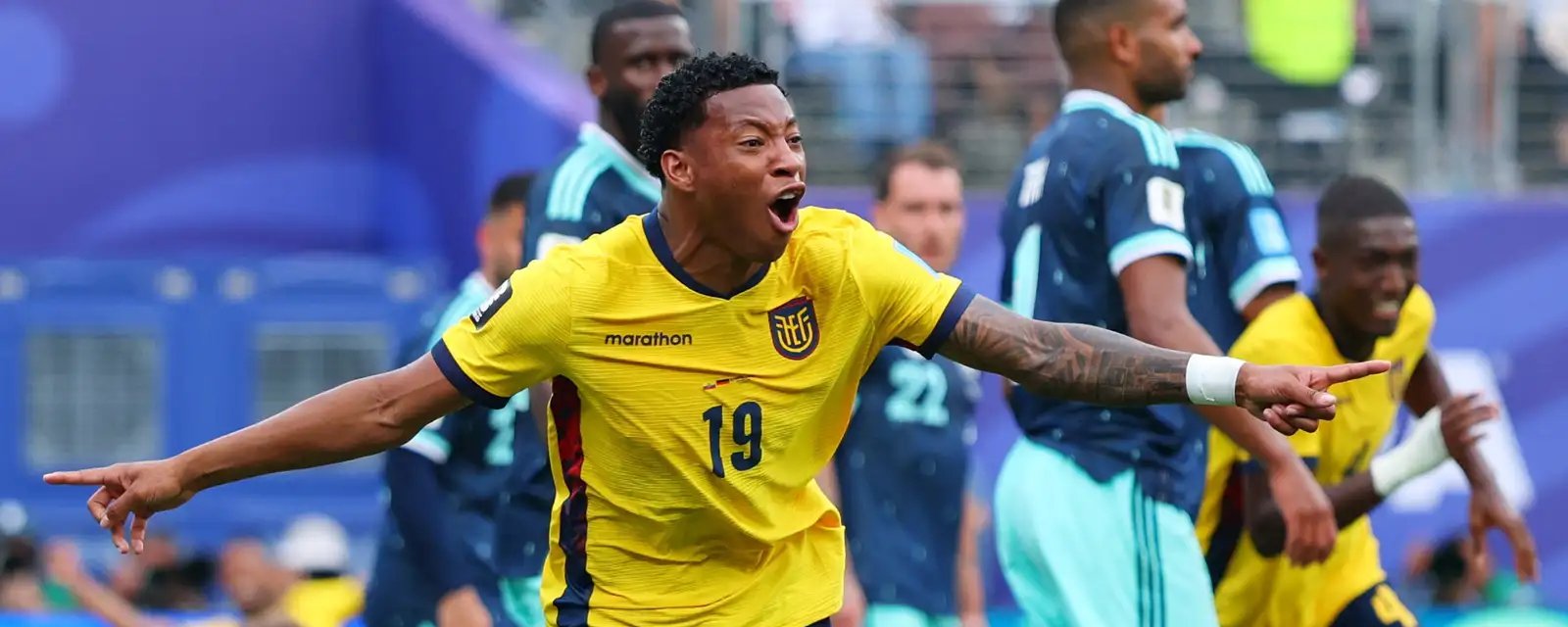 Equador vira sobre a Alemanha e garante classificação às oitavas da Copa - Imagem do artigo