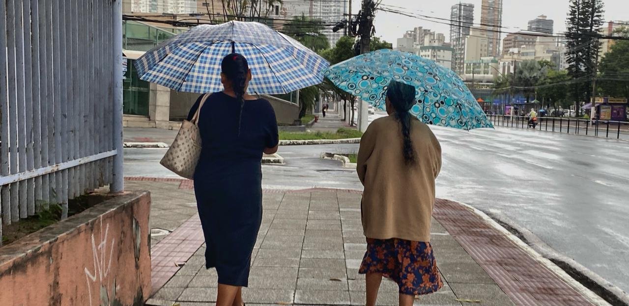 Frente fria avança e provoca chuva e queda de temperatura no Espírito Santo nesta sexta-feira - Imagem do artigo
