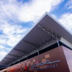 Parte do teto desaba na sala de embarque do Aeroporto de Vitória; ninguém se fere