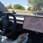 Intensifica-se a fiscalização sobre o FSD da Tesla; Waymo amplia frota de robotáxis e mais destaques do setor de mobilidade