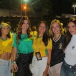 Arena Copa na Curva da Jurema vira ponto de encontro para torcedores que vão acompanhar Brasil x Japão
