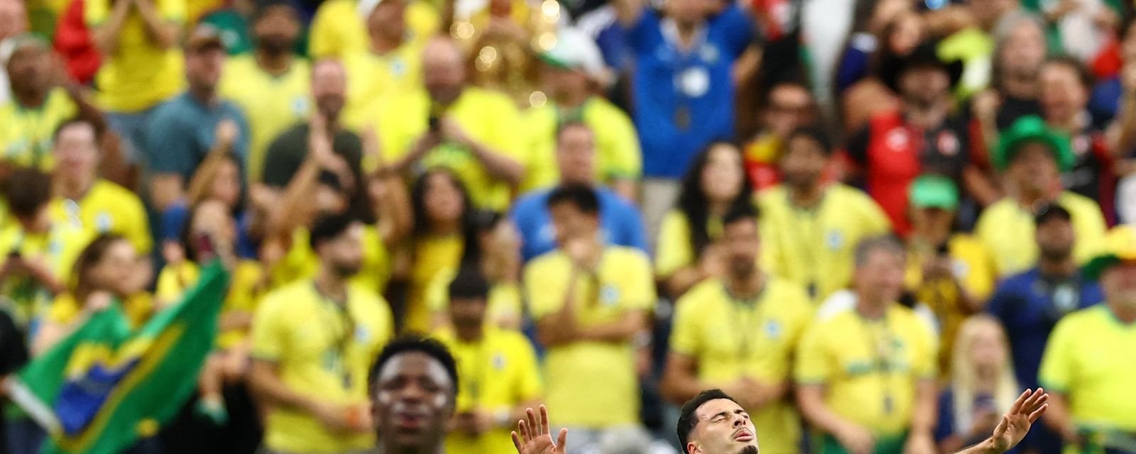 Brasil bate Japão nos acréscimos e garante vaga nas oitavas da Copa 2026 - Imagem do artigo