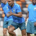 Brasil repete escalação e encara Japão pela fase de 16 avos da Copa do Mundo
