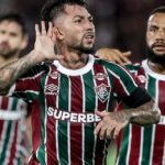 Confusão, expulsões e vitória paulista marcam retomada do Brasileirão na 19ª rodada Confusão, expulsões e vitória paulista marcam retomada do Brasileirão na 19ª rodada