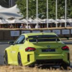 BMW apresenta kit M Performance para M2 em Goodwood após recorde em Nürburgring BMW apresenta kit M Performance para M2 em Goodwood após recorde em Nürburgring