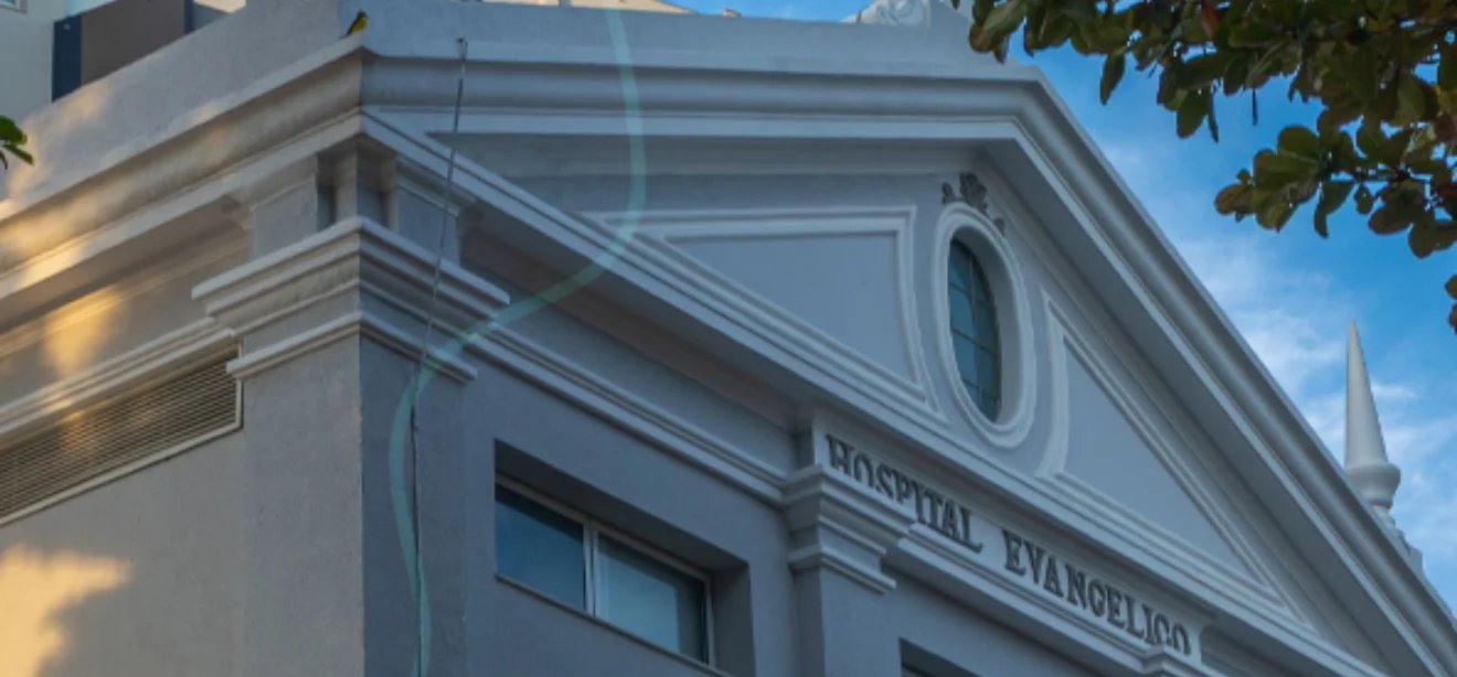 Recém-nascido é retirado com vida de lixeira em banheiro de hospital particular em SP - Imagem do artigo