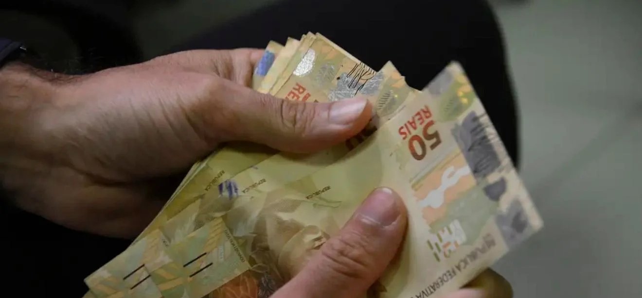 Caixa libera parcela de julho do Bolsa Família para inscritos com NIS final 4 - Imagem do artigo