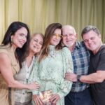 Livro de Fatinha Abelha aborda superação após luto e vira best-seller antes do lançamento presencial Livro de Fatinha Abelha aborda superação após luto e vira best-seller antes do lançamento presencial