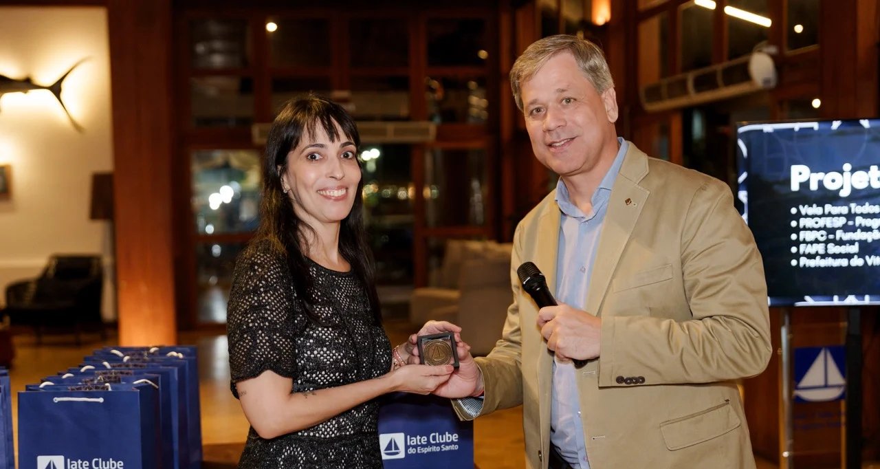 Jantar encerra comodoria 2024-2026 e celebra 80 anos do Iate Clube do Espírito Santo - Imagem do artigo