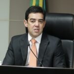 TCU interrompe processo licitatório de bilhões envolvendo família de ministro TCU interrompe processo licitatório de bilhões envolvendo família de ministro
