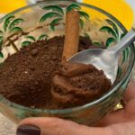 Mousse Vegana de Abóbora e Chocolate: Uma Sobremesa Prática e Saborosa
